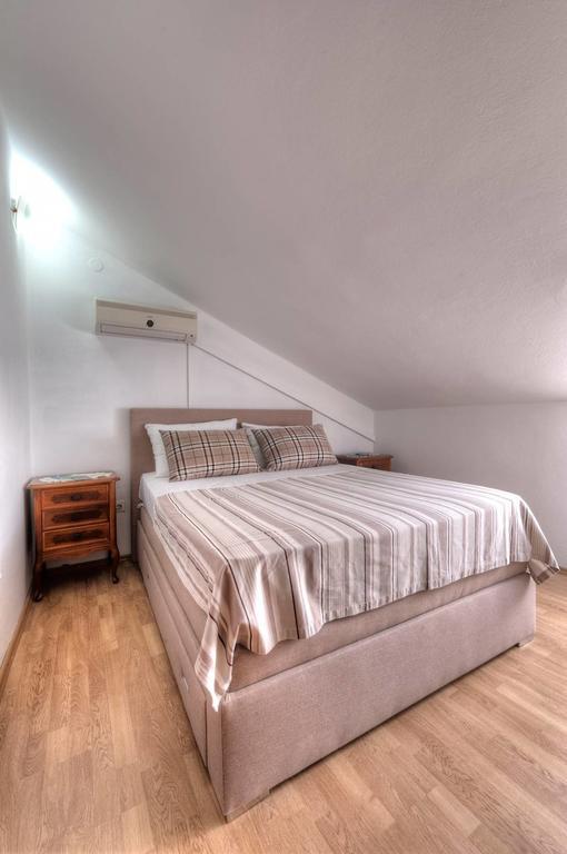 Wukovic Apartments Τίβατ Εξωτερικό φωτογραφία