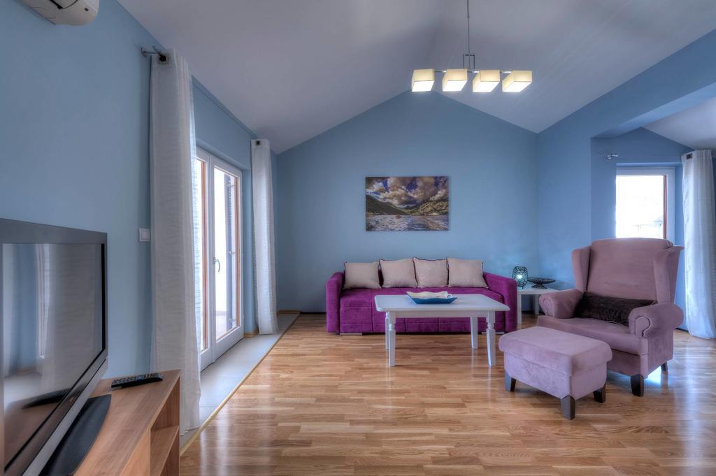 Wukovic Apartments Τίβατ Εξωτερικό φωτογραφία