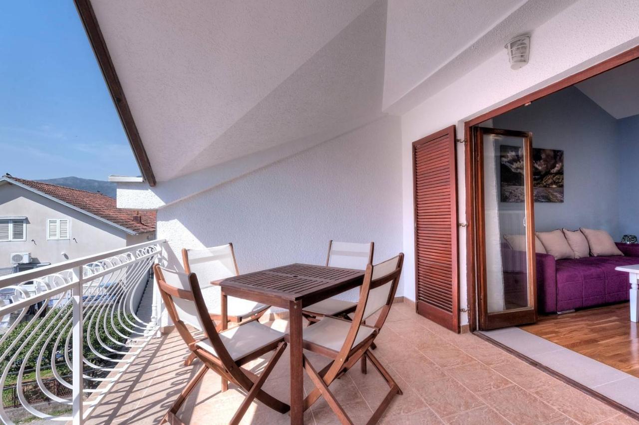 Wukovic Apartments Τίβατ Εξωτερικό φωτογραφία