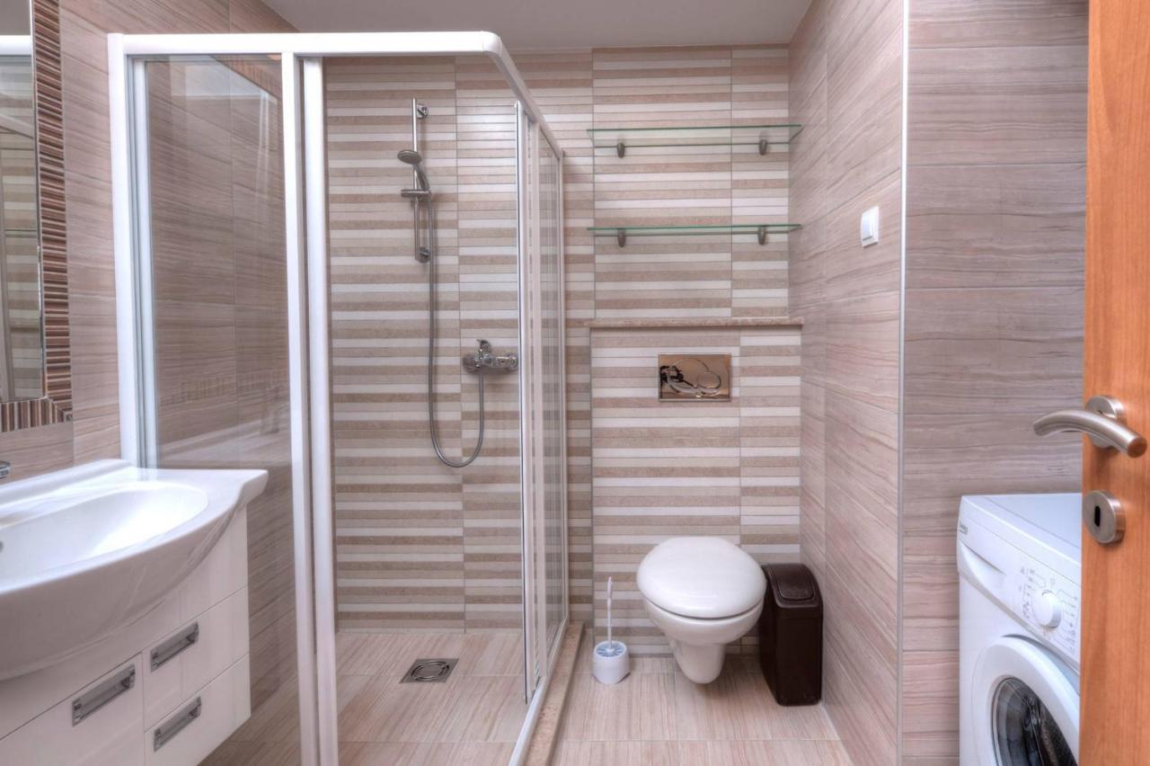 Wukovic Apartments Τίβατ Εξωτερικό φωτογραφία