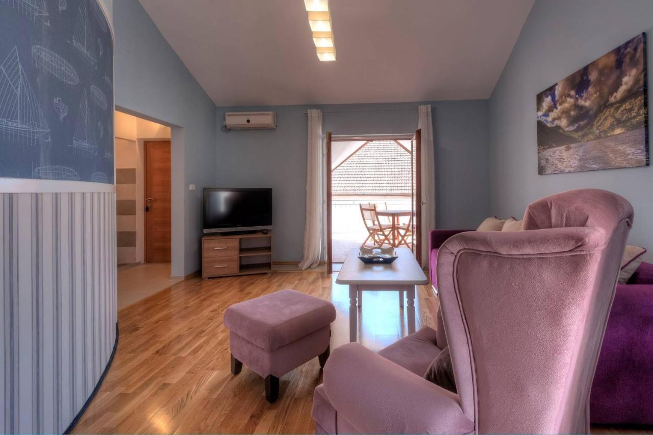 Wukovic Apartments Τίβατ Εξωτερικό φωτογραφία